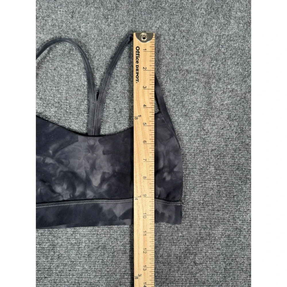 Lululemon Flow Y Bra Nulu Womens 2 Gray Racerback Sport Bra Yoga‎ Gym B/C Cup